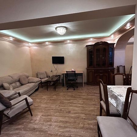 Apartment In Centre Evn Erivan Dış mekan fotoğraf