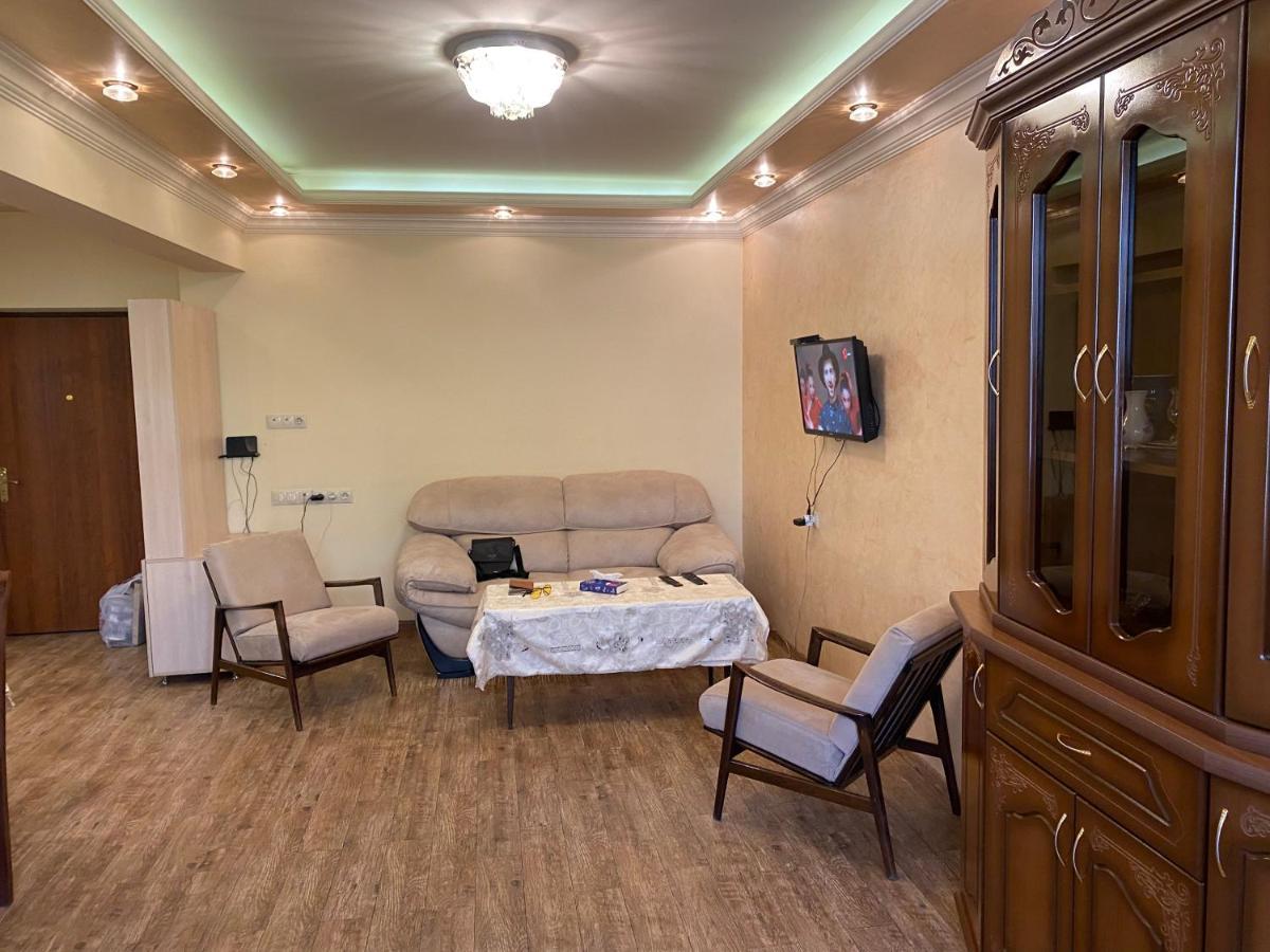 Apartment In Centre Evn Erivan Dış mekan fotoğraf